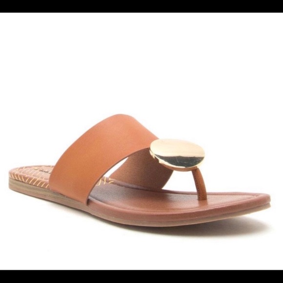 Last Pair!!!🌺🌺Cognac Ornament Thong Sandals - Picture 3 of 7